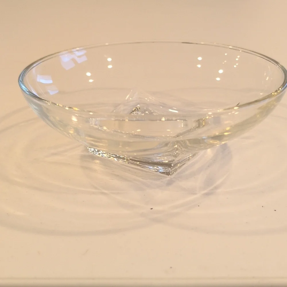 Vintage Hazel Atlas Colonial Square Glass Bowl. 6